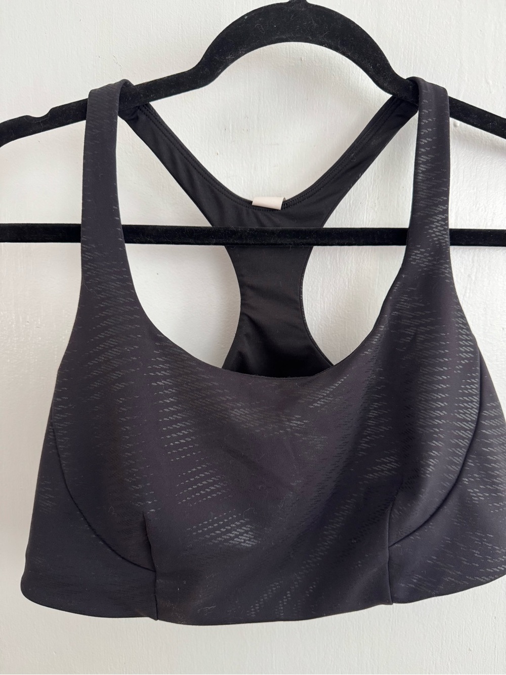 Lululemon Wunder Train Bra Foil
Shapeshifter Foil Black Size 14 - Picture 4 of 6